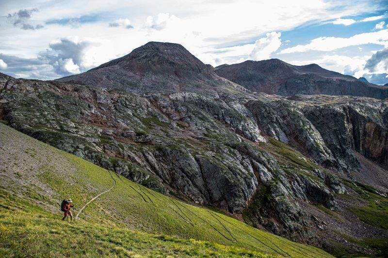 How to Choose the Right Hiking Route for Your Skill Level